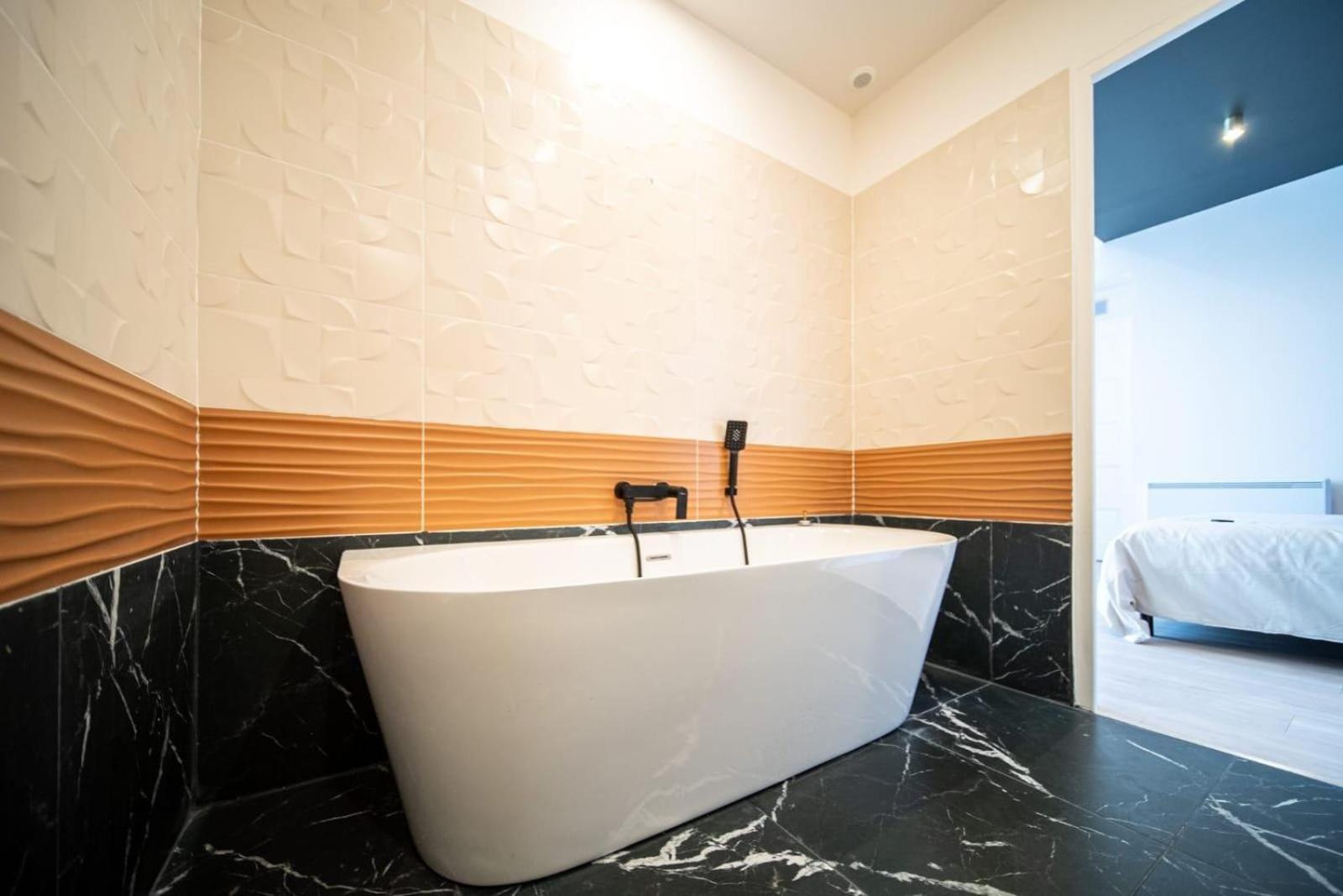 Le Jewell Apartment Lyon Ngoại thất bức ảnh